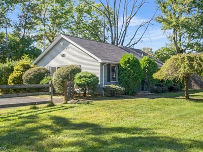 8 Acken Rd, Basking Ridge, NJ, 07920