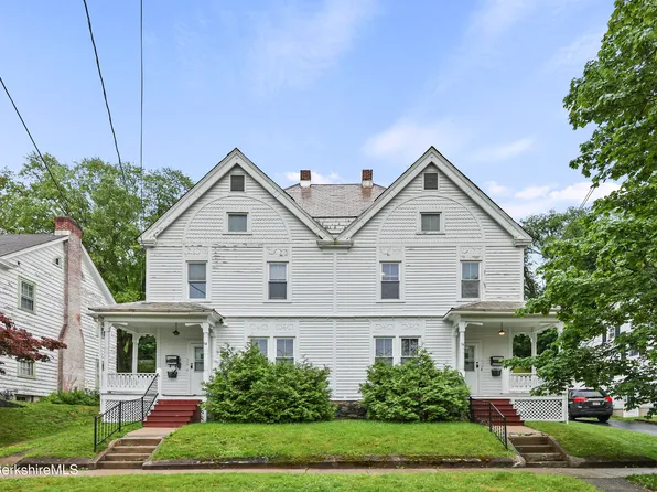34-36 Crandall St, Adams, MA 01220