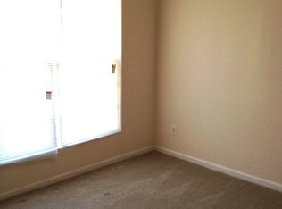 4036 Crowfield Dr, Raleigh, NC 27610