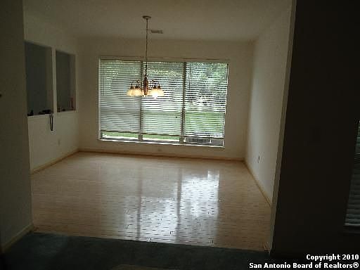 3rd image of 10430 Trailway Oak