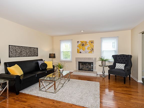 3rd image of 901 N Cove Dr Unit 901C
