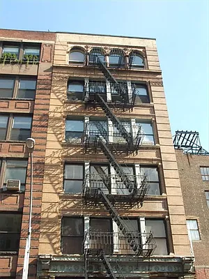 Sold by Corcoran | media 21