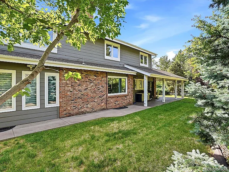 4 bed, 4000 sqft, $6,000 — Photo 4