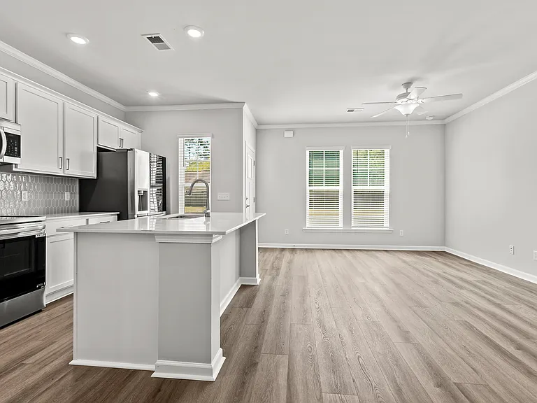 Bull River Bluff Apartments - Unit 8 — Photo 5