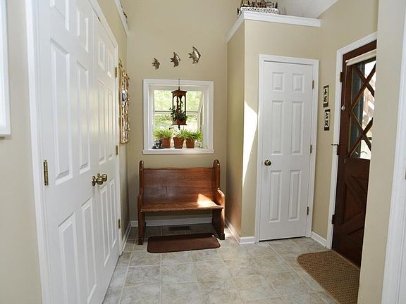5th image of 6297 Grouse Dr