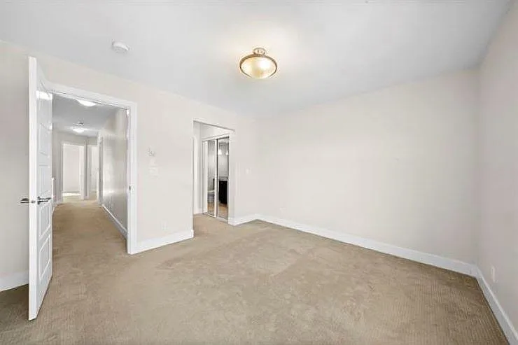 6299 144th St #31 — Photo 14