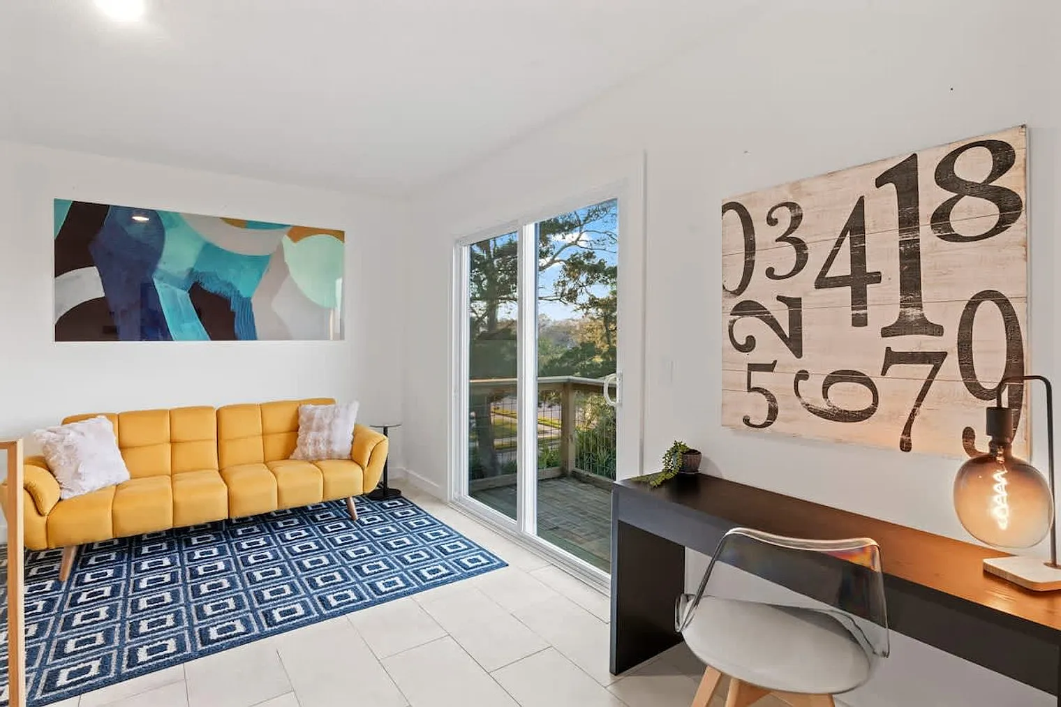 2 bed, 3.0 bath, 1205 sqft, $5,072 — Photo 2