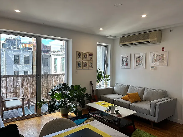 153 Essex St #3A — Photo 2