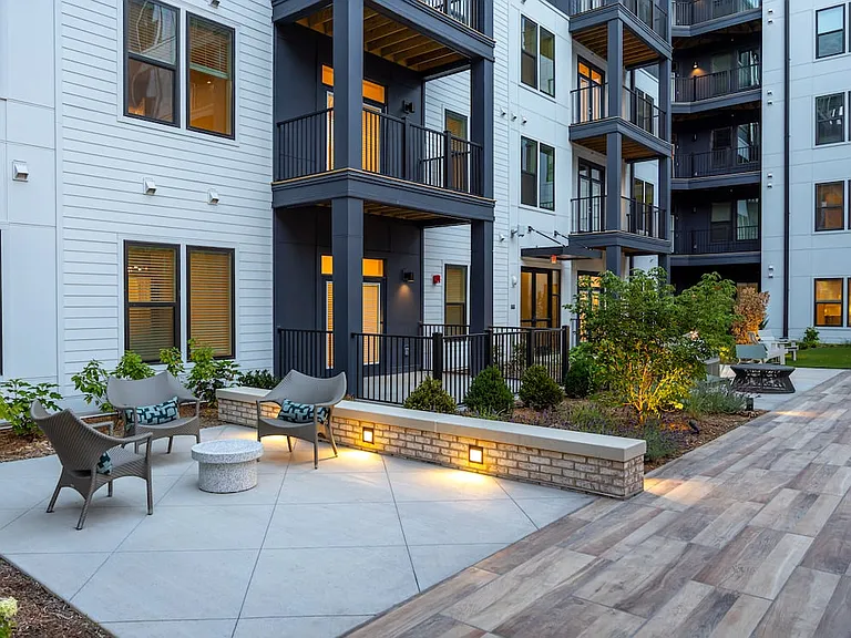 Outdoor lounge