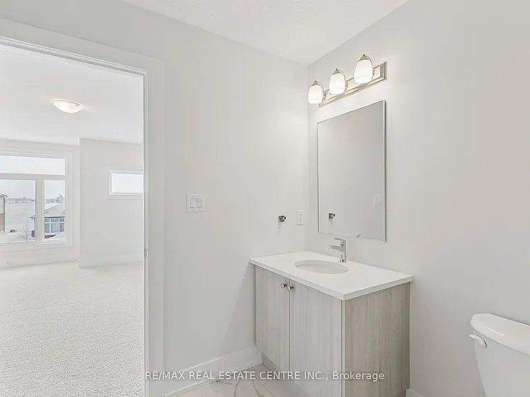 123 Maple St — Photo 40