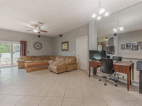 3rd image of 1005 Zachary Ct