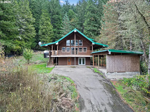 923 Lone Rock Rd, Glide, OR 97443