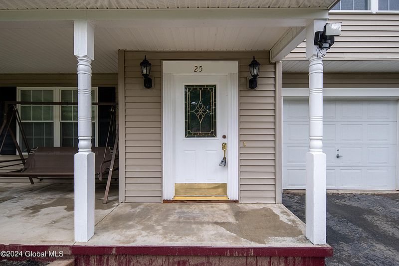 2nd image of 25 Latham Avenue