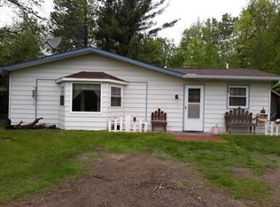 1762 N Three Rivers Rd, Gladwin, MI 48624