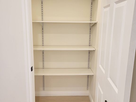 4th image of 3407 Lifur Ave #1