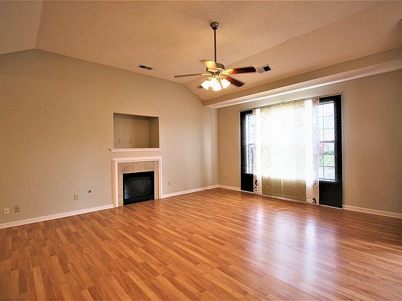 4th image of 8745 Overcup Oaks Dr