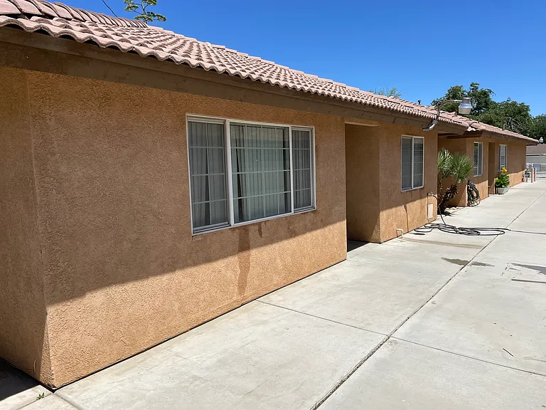 16439 Smoke Tree St #16431 — Photo 4