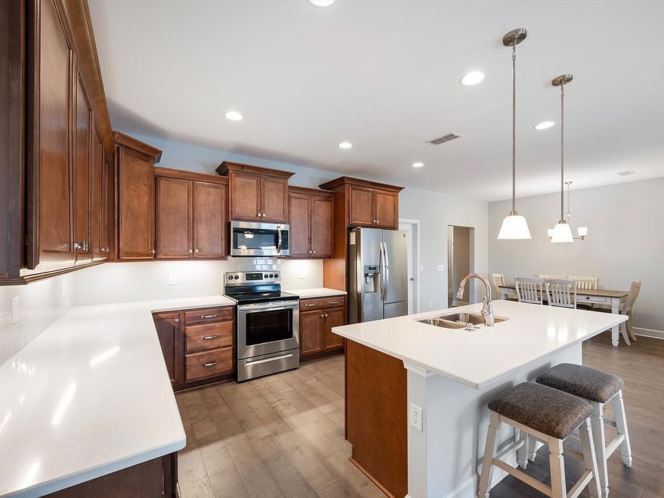 1st image of 2326 Stonecenter Ln