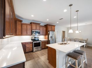 2326 Stonecenter Ln, Murfreesboro, TN 37128