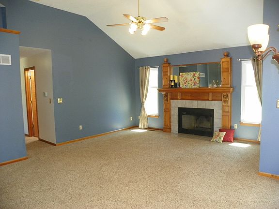 4th image of 5108 NW Mariner Cir