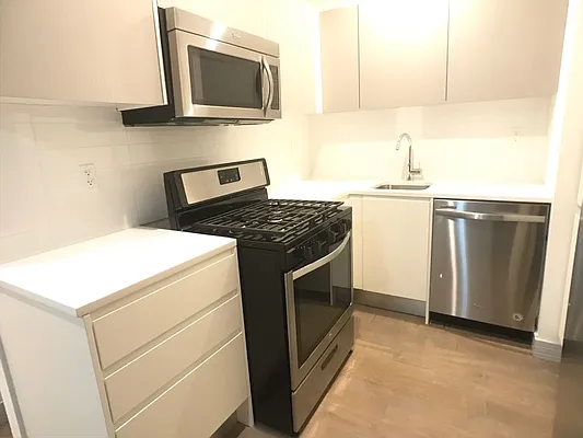 Rented by Nooklyn NYC LLC | media 30