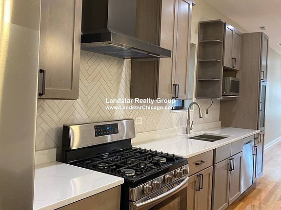 2nd image of 4343 N Ashland Ave #2