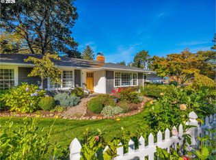 810 G St, Gearhart, OR 97138