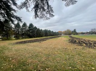 320 E Elm St, Tracy, MN 56175