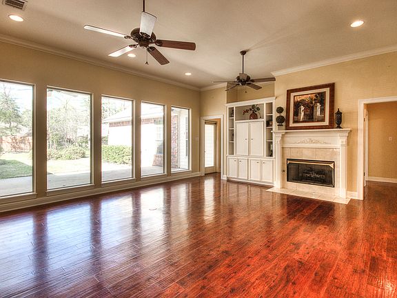 3rd image of 5012 Willow Chase Dr