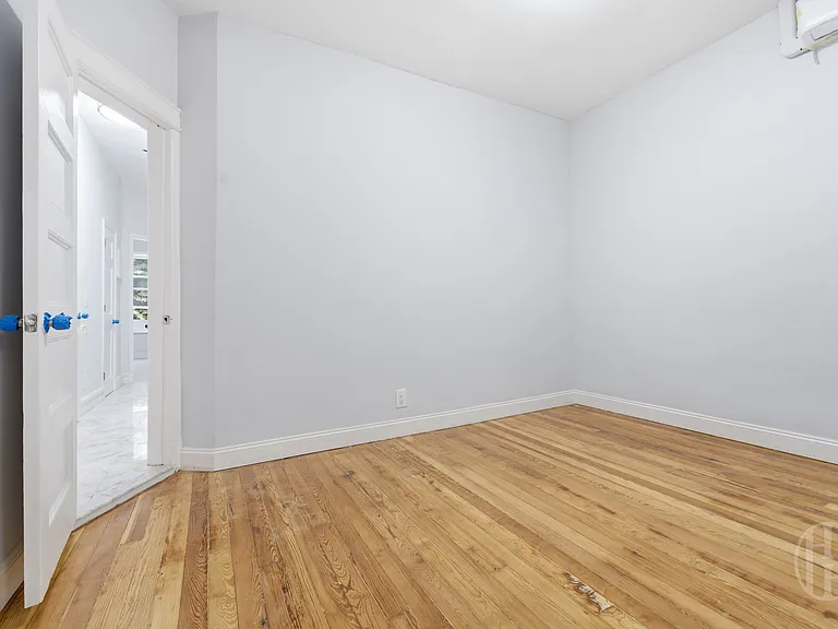 204 E 31st St #2 — Photo 7