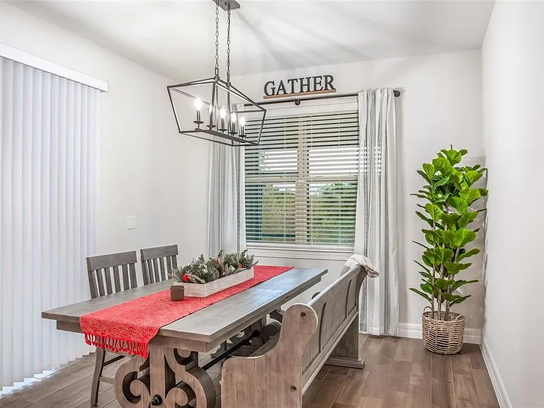 13877 Carlow Park Dr — Photo 11