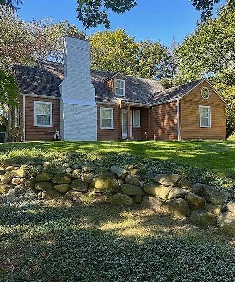 27180 Wellington Rd — Photo 1