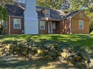 27180 Wellington Rd, Franklin, MI 48025