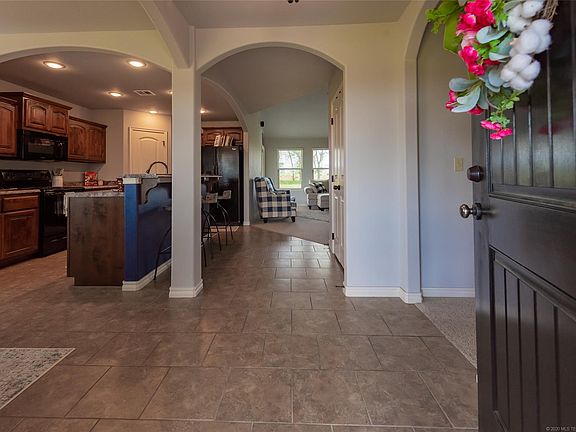 5th image of 3 Tallgrass Ln