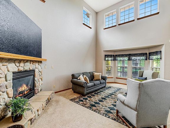 5th image of 3822 S Centennial CIRCLE