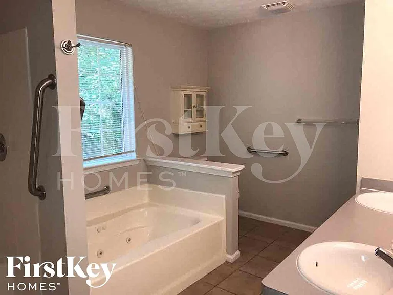 5036 Balus Dr — Photo 12