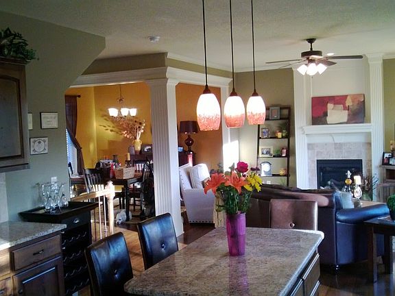 Kitchen with Granites