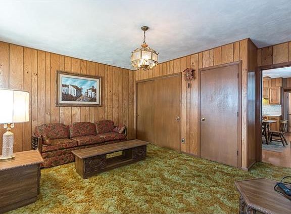5th image of 5215 Daggett Ave