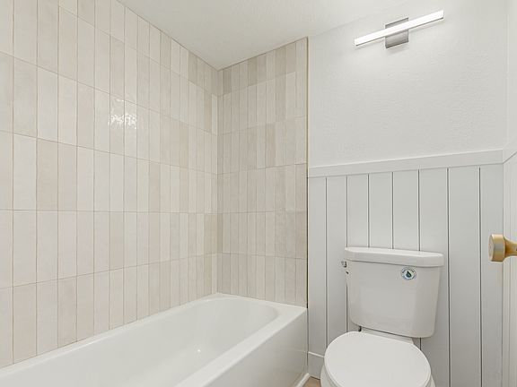 5th image of 8838 N 8th St Unit 102