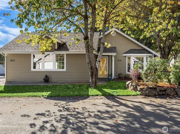 9111 183rd Court NE, Redmond, WA 98052