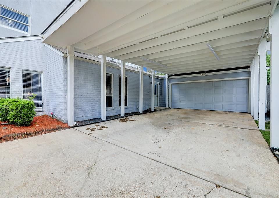 3302 Chris Dr, Houston, TX 77063 | Zillow