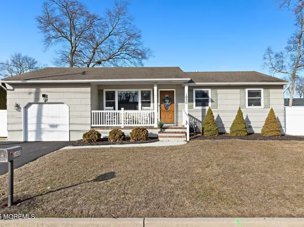 1930 Birchbark Place, Toms River, NJ 08753