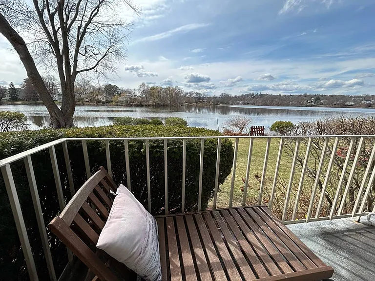 34 Hamilton Rd #101 — Photo 3