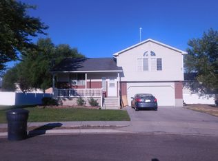 431 Oakwood Dr, Logan, UT 84321