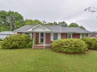 350 Fairfield St, Calhoun Falls, SC 29628