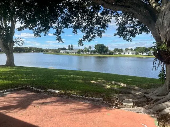 5195 Nicholas Drive, West Palm Beach, FL 33417