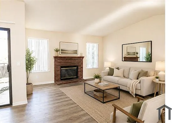 2 bed, 1150 sqft, $1,750 — Photo 2