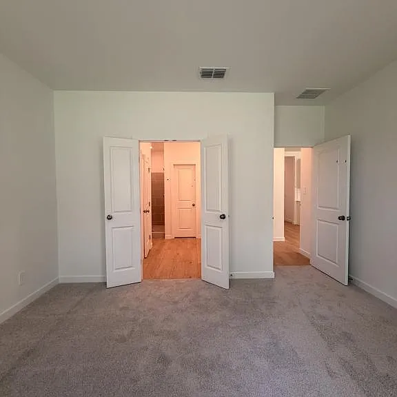 5075 Loggia Ln #A — Photo 11