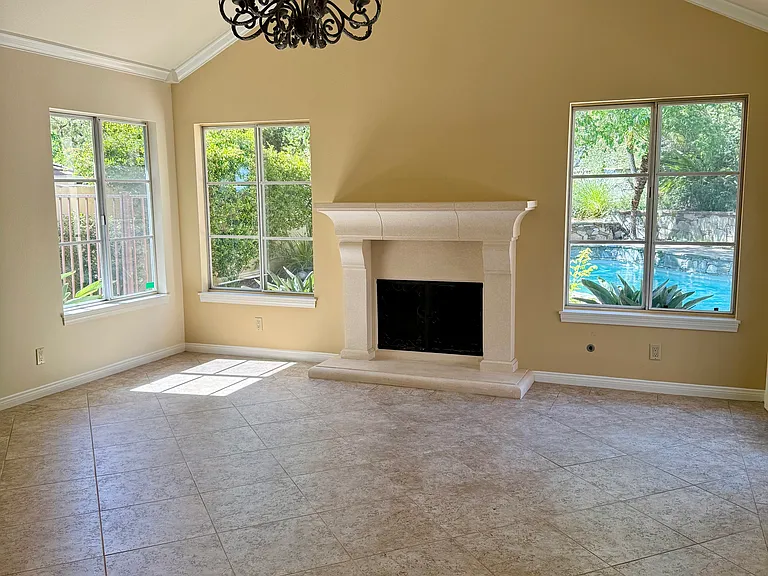 1922 Golden Sky Cir — Photo 8
