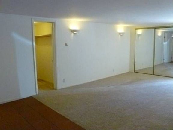 Walk-In Clos. & Big Clos.